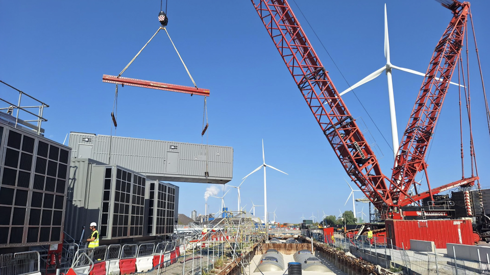 Crane technology at AVK